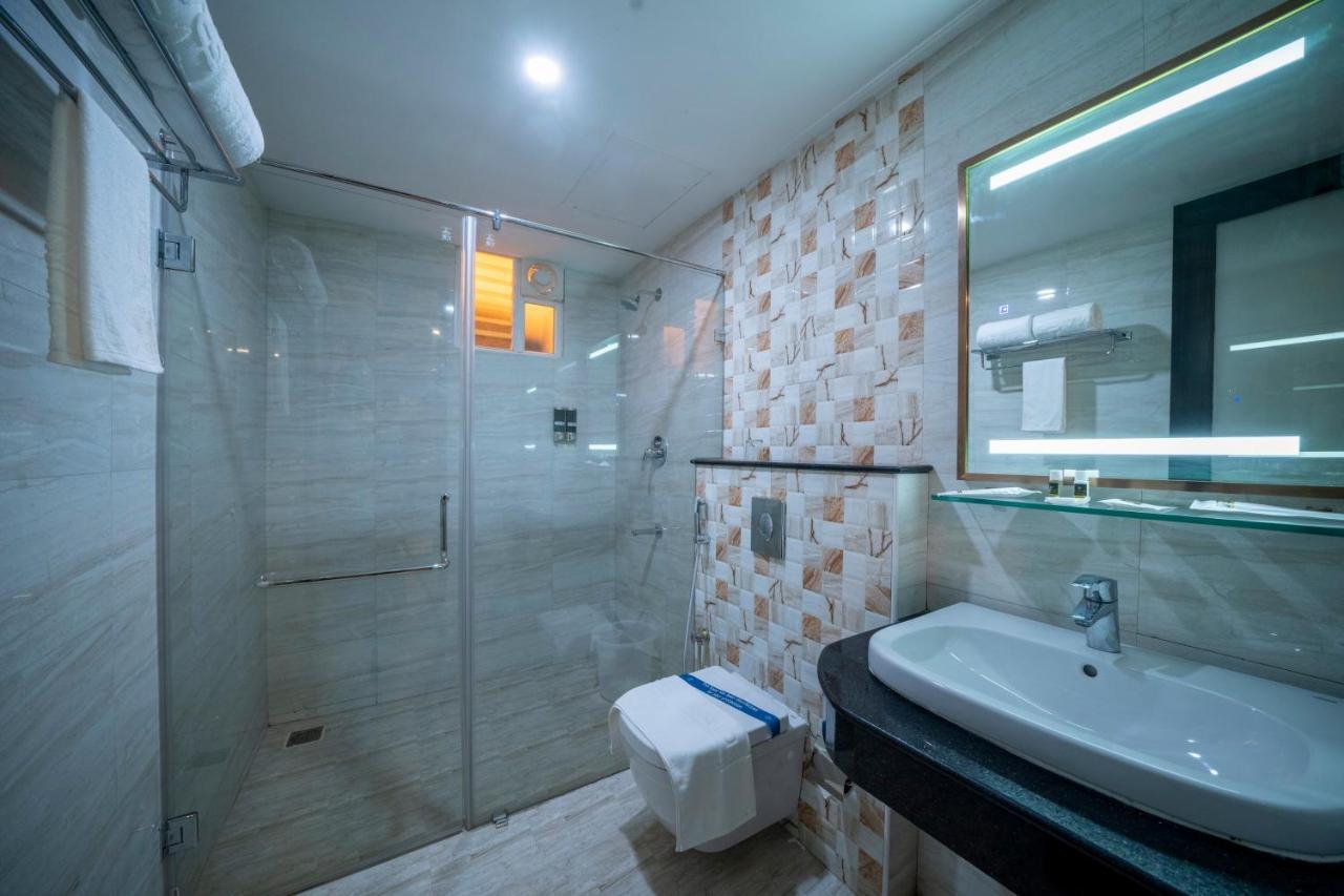 Hotel Cr Grande Madurai Esterno foto